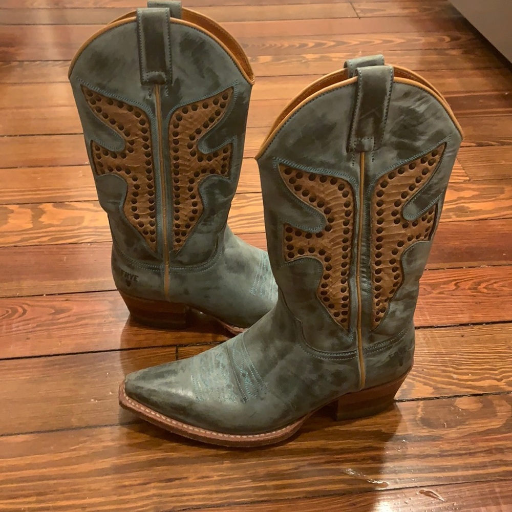 Frye Boots. Blue Color with Embroidered Design. Worn twice!